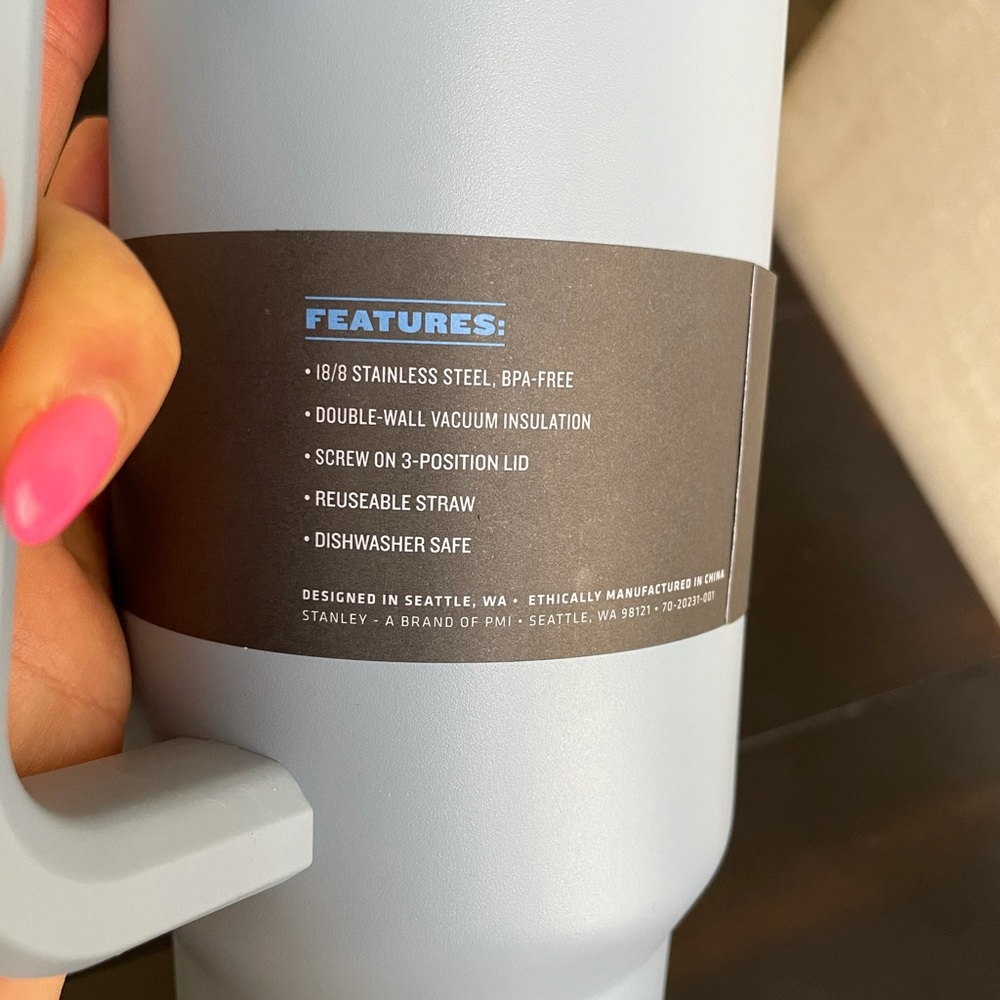 Brand new Stanley 40 Stainless tumbler in chambray - Picture 4 of 5